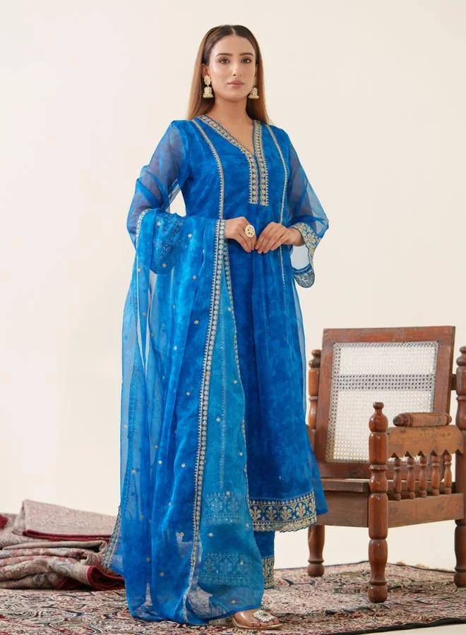 Dw  Women Floral Embroidered Organza Kurta with Trousers and Dupatta Set for Women | Best Price UAE